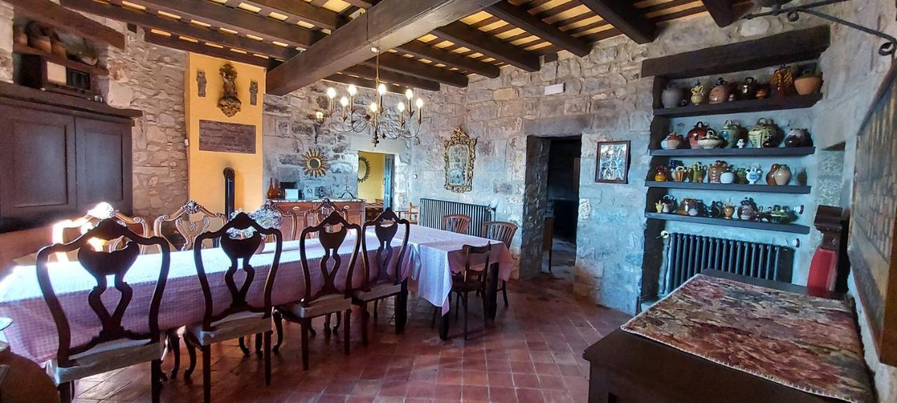 Castell De Llaes Vila Exterior foto